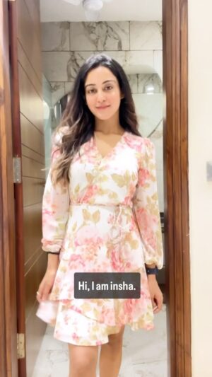 Insha Ghai Instagram - Healing looks different for everyone—today, it looked like getting ready, stepping out alone, and taking myself out for coffee. Fighting the social anxiety, resisting the urge to hide behind my phone, and just being present. Learning to enjoy my own space, one sip at a time☕️❤️‍🩹