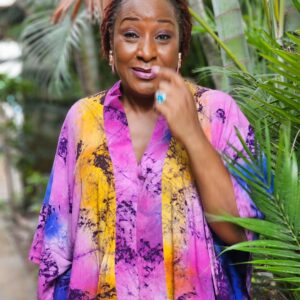 Ireti Doyle Instagram - I went out today...😋💜
Shots by @tha.sage