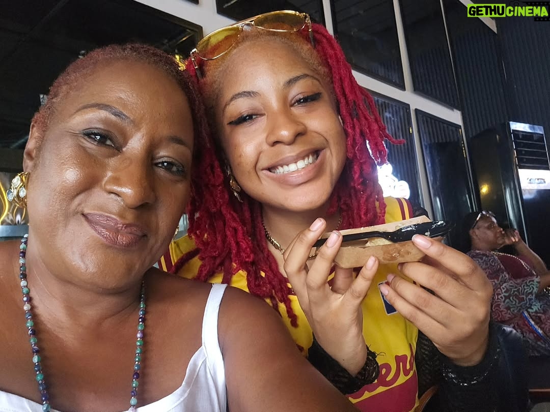 Ireti Doyle - 3 Likes - Date nights♥️
#WrappedInGrace
#Abundance
#Ease
#Flow