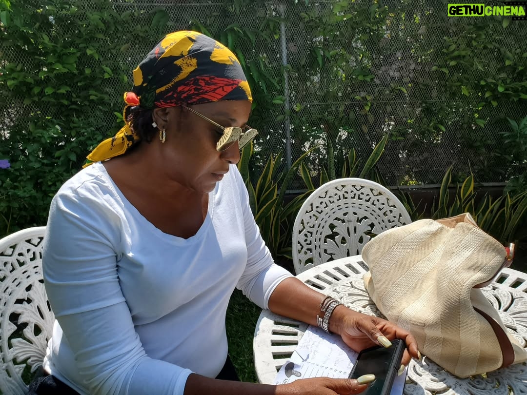 Ireti Doyle - 3 Likes - Peaceful & Productive...
My kind of day...
How was yours?
#SunKissed
#GlowingWithGrace
#Abundance
#Ease
#Flow
📸: @tha.sage
