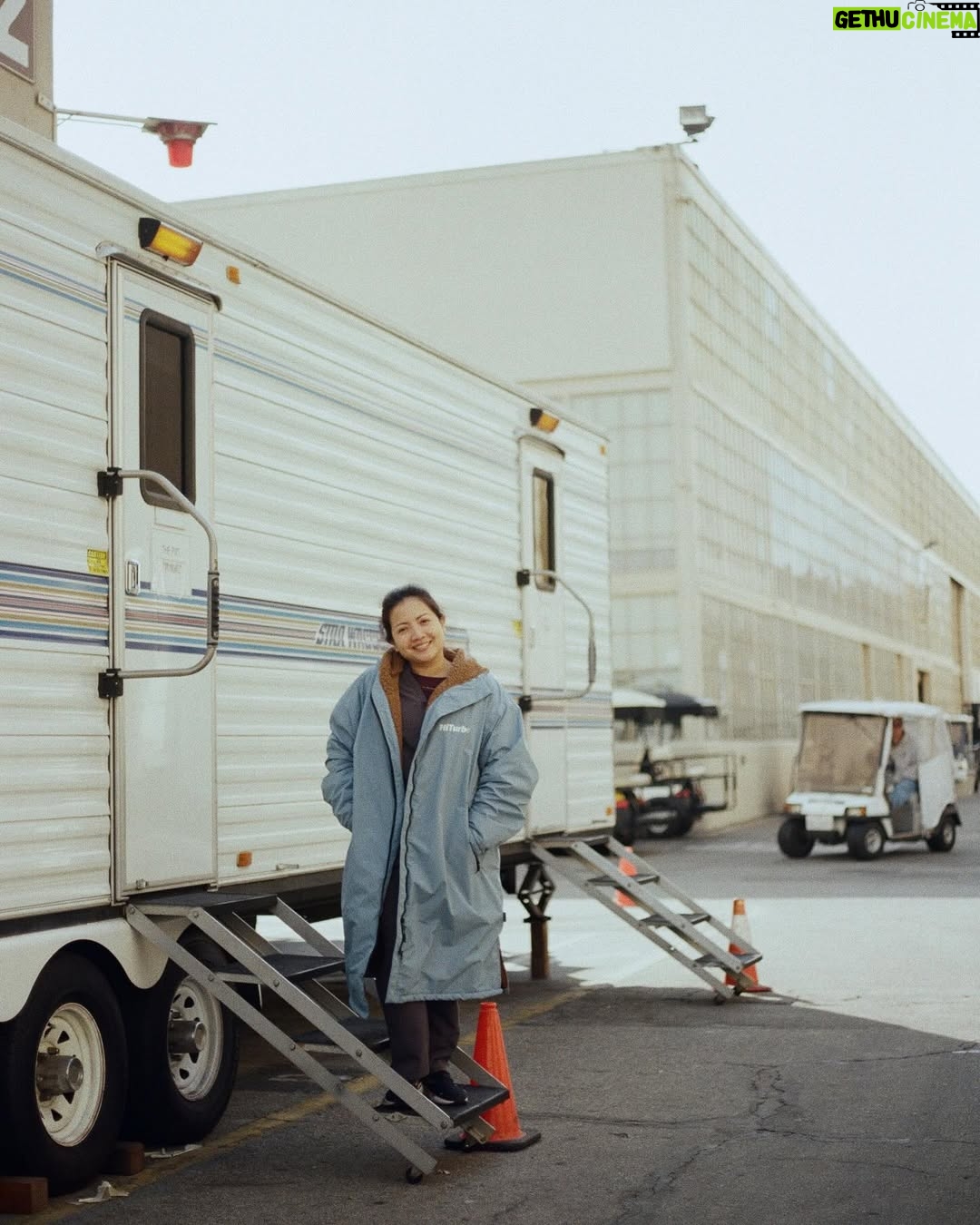 Isa Briones - 33.5K Likes - Last episode of the Pitt is out tonight on @streamonmax take a gander at these beautiful people
thank you to all who have spent this shift with us🫵🏼🫶🏼👩🏻⚕️
#thepitt