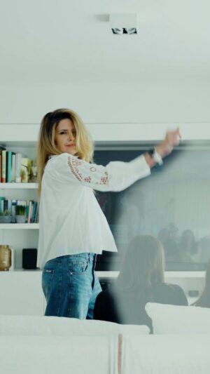 Isabel Macedo Instagram - ¿Sentís que a tu TV le falta algo? Hacé como yo y encontrá tu Match Perfecto en Samsung 💕

Entrá a samsung.com, elegí tu Barra de sonido y probala por 60 días con reembolso asegurado