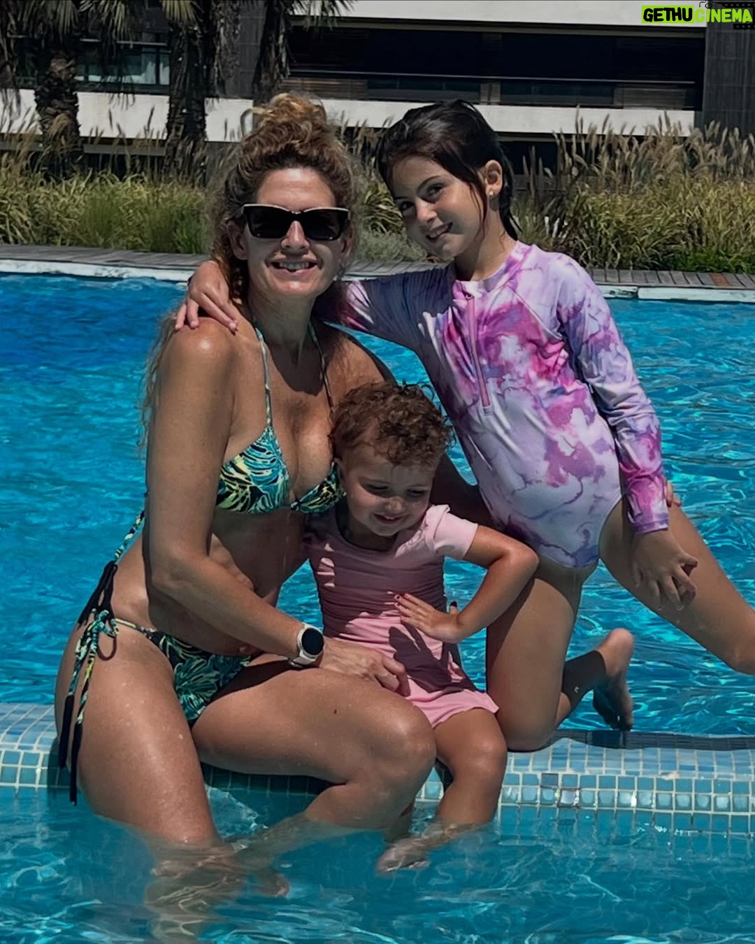 Isabel Macedo - 32K Likes - Merece