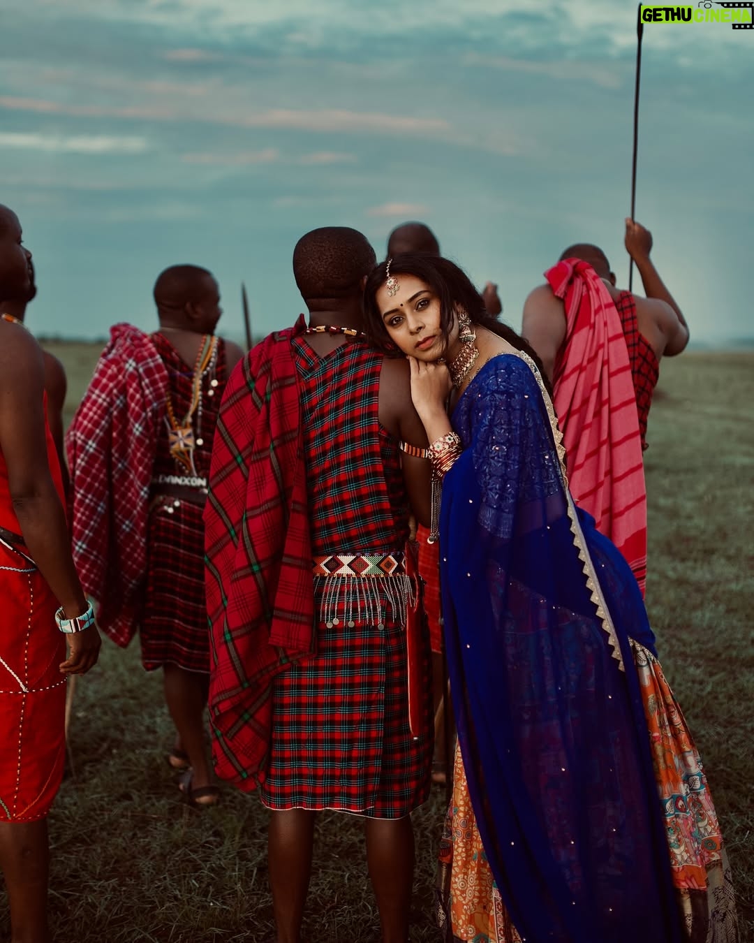 Ishita Varsha - 23.7K Likes - When cultures collide! ā¤ļø
@thespatika @chandangowda_official
#ishitavarsha #thankyougenieš§āāļø #blessedlifeā¤ļø #loveandgratitudeā¤ļø #conceptshoot #africa #india #traditional #tradition #masaimara #masai #masaimaranationalpark #culture #halfsaree #african #africans #indian #photoshoot #cultures #outfit #outfits #jewellery #southindian #southindianactress #kannada #kannadigas #kannadigašā¤