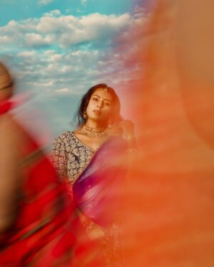 Ishita Varsha Instagram - When cultures collide! ❤️ 

@thespatika @chandangowda_official 

#ishitavarsha #thankyougenie🧞‍♀️ #blessedlife❤️ #loveandgratitude❤️ #conceptshoot #africa #india #traditional #tradition #masaimara #masai #masaimaranationalpark #culture #halfsaree #african #africans #indian #photoshoot #cultures #outfit #outfits #jewellery #southindian #southindianactress #kannada #kannadigas #kannadiga💛❤