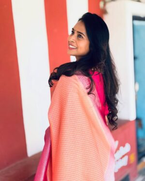 Ishita Varsha Instagram - ಓ.. ಕುಸುಮವೆ! 

Jewellery: @l_s_jewellery_banglore 

#ishitavarsha #blessedlife😇 #thankyougenie🧞‍♀️ #loveandgratitude❤️ #saree #sareelove❤️ #sarees #traditional ##southindian #sareeoftheday #sareestyle #pic #picoftheday