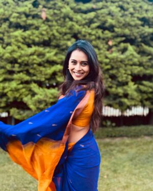 Ishita Varsha Instagram - ಕಣ್ಣಲ್ಲೆ ಪರಿಚಯ! 😊

#ishitavarsha #blessedlife😇 #thankyougenie🧞‍♀️ #loveandgratitude❤️ #saree #sareelove #sareefashion #sareeindia #photo #photooftheday #photogram