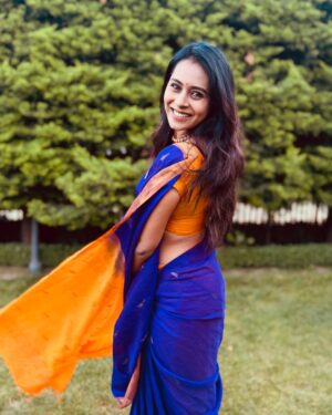 Ishita Varsha Instagram - ಕಣ್ಣಲ್ಲೆ ಪರಿಚಯ! 😊

#ishitavarsha #blessedlife😇 #thankyougenie🧞‍♀️ #loveandgratitude❤️ #saree #sareelove #sareefashion #sareeindia #photo #photooftheday #photogram