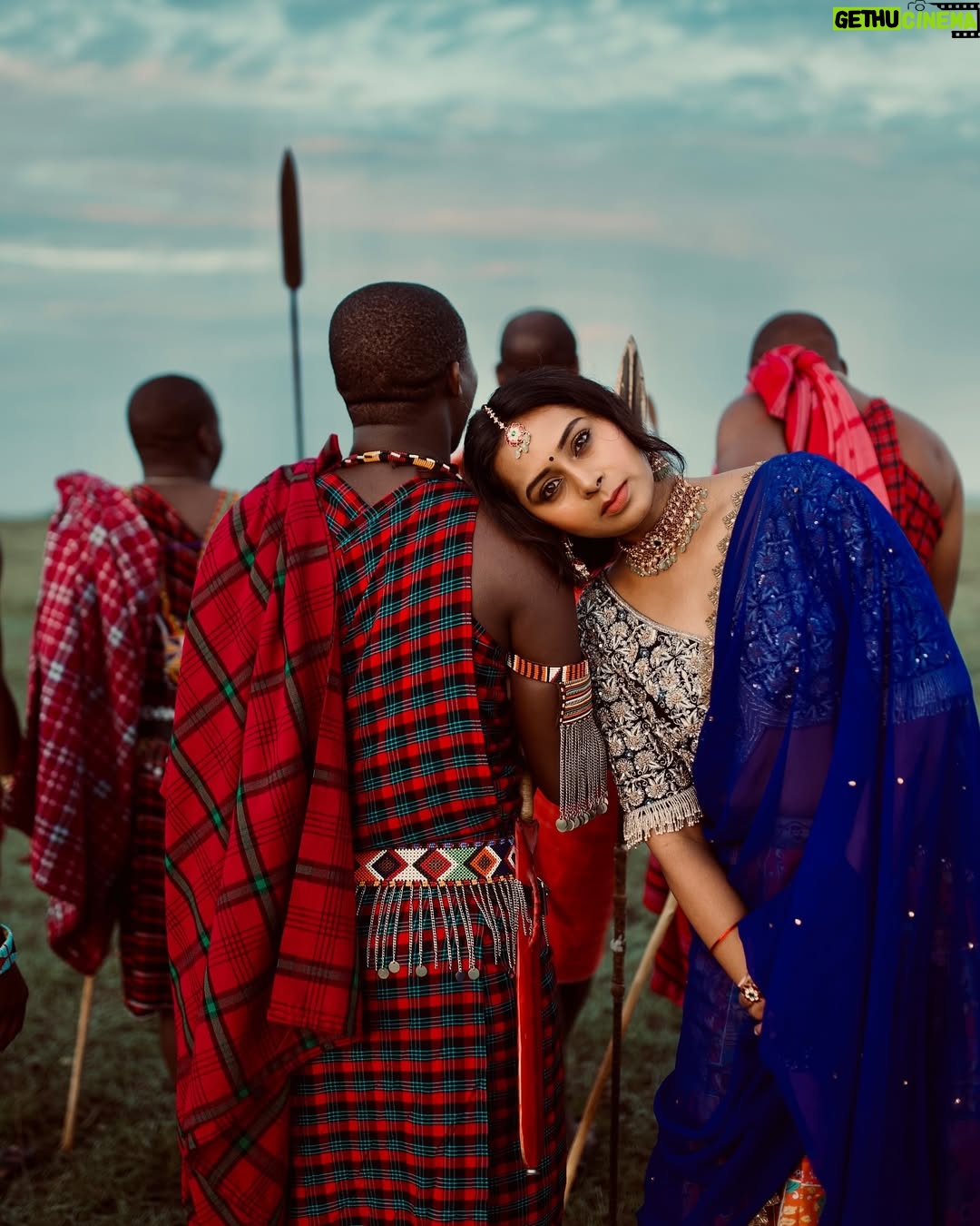 Ishita Varsha - 23.7K Likes - When cultures collide! ā¤ļø
@thespatika @chandangowda_official
#ishitavarsha #thankyougenieš§āāļø #blessedlifeā¤ļø #loveandgratitudeā¤ļø #conceptshoot #africa #india #traditional #tradition #masaimara #masai #masaimaranationalpark #culture #halfsaree #african #africans #indian #photoshoot #cultures #outfit #outfits #jewellery #southindian #southindianactress #kannada #kannadigas #kannadigašā¤
