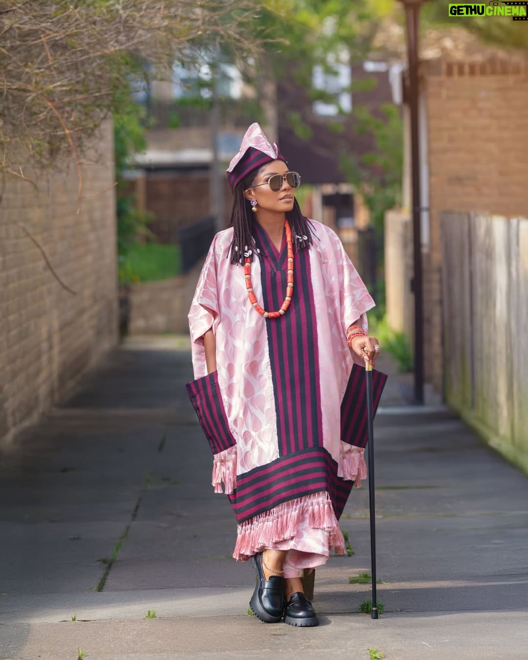 Iyabo Ojo - 169.3K Likes - "Culture meets style"
My 1st look yesterday 😍 to Labake olododo, The Warrior Lord, showing in all cinemas in the uk
Outfit @avenoutfitconcept
Makeup @glambyimaan
Wig installed @tummyhair_
Photographer @mikegregoryvisuals
Video @dopeviewsonly