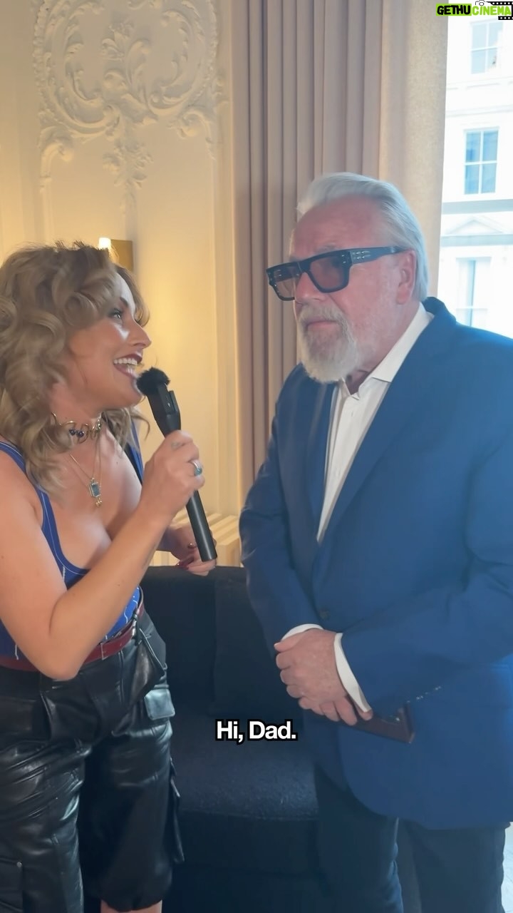 Jaime Winstone - 4.7K Likes - ‘I’m so thankful you guys didn’t kiss!’ @jaimewinstone interviews her dad @thisisraywinstone on what it was like shooting his Perfect Issue 8.5 cover story alongside supermodel @katemossagency 🎬
#katemoss #raywinstone #theperfectmagazine #nadiahleecohen