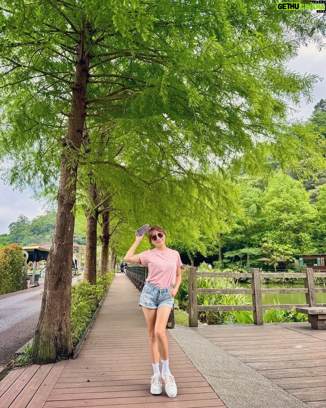Jane Lee - 1.2K Likes - 陪媽媽的小旅行🫶🏻 宜蘭兩天一夜吃吃喝喝好自在🥰 大家都說我們是四姊妹🤭 好幸福😍 #感謝好天氣☀️