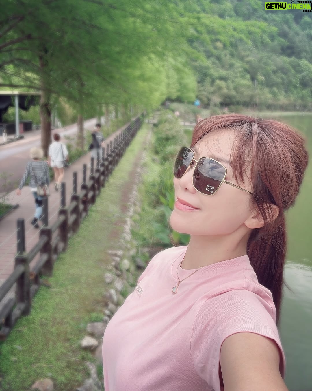 Jane Lee - 1.2K Likes - 陪媽媽的小旅行🫶🏻 宜蘭兩天一夜吃吃喝喝好自在🥰 大家都說我們是四姊妹🤭 好幸福😍 #感謝好天氣☀️