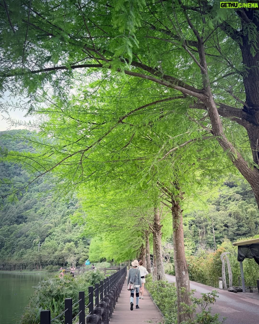 Jane Lee - 1.2K Likes - 陪媽媽的小旅行🫶🏻 宜蘭兩天一夜吃吃喝喝好自在🥰 大家都說我們是四姊妹🤭 好幸福😍 #感謝好天氣☀️
