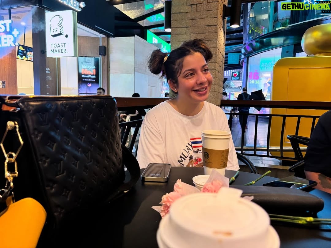 Jasmine Sandlas - 122.7K Likes - Getting my flowers. Thank you God 🧿