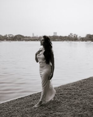 Jeniffer Piccinato Instagram - “My mistress’ eyes are nothing like the sun;
Coral is far more red than her lips’ red;
If snow be white, why then her breasts are dun;
If hairs be wires, black wires grow on her head.
I have seen roses damasked, red and white,
But no such roses see I in her cheeks;
And in some perfumes is there more delight
Than in the breath that from my mistress reeks.
I love to hear her speak, yet well I know
That music hath a far more pleasing sound;
I grant I never saw a goddess go;
My mistress, when she walks, treads on the ground.
 And yet, by heaven, I think my love as rare
  As any she belied with false compare.”
By William Shakespeare. 

.
.
Photo @olyamuradova_