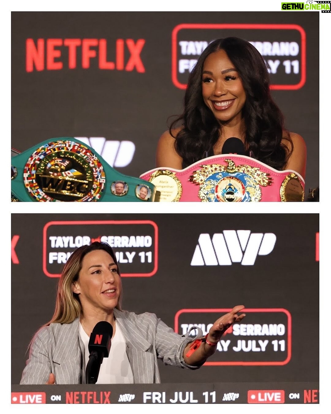Jennifer Miranda - 1.8K Likes - Así fue el primer encuentro entre Jennifer Miranda y Alycia Baumgardner en la presentación del próximo evento de MVP 🤩
Nuestra embajadora disputará el Campeonato Mundial Unificado como combate co-estelar de la noche en la trilogía entre Katye Taylor vs Amanda Serrano en el Madison Square Garden el próximo 11 de Julio 🥊
Estamos contigo
#Andthenew ⚔️🖤