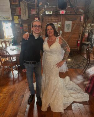 Jessica Kresa Instagram - Happy birthday to my nephew Fletch!!! Holy crap 20yrs old… it’s been so fun watching you grow into a young man. I’m a proud auntie…. ❤️❤️