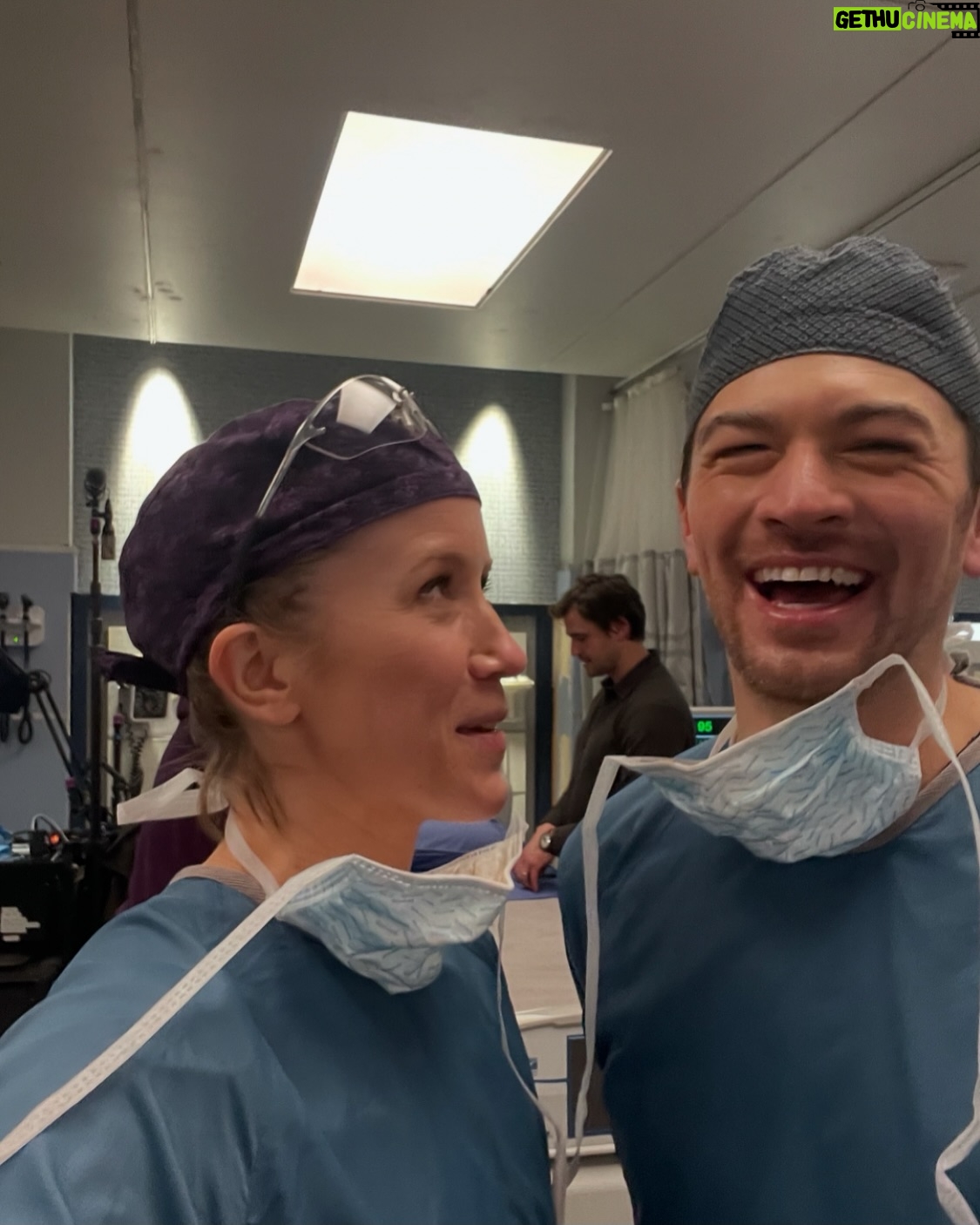 Jessy Schram - 6.4K Likes - All new #ChicagoMed TONIGHT 🎀 (no spoilers to be found here.) #OneChicago