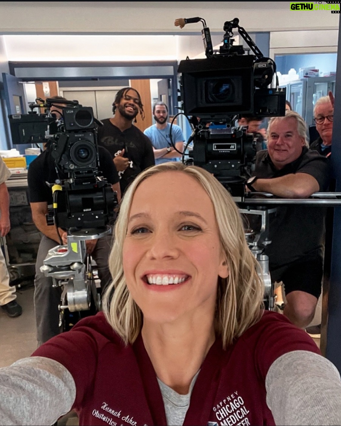 Jessy Schram - 6.4K Likes - All new #ChicagoMed TONIGHT 🎀 (no spoilers to be found here.) #OneChicago