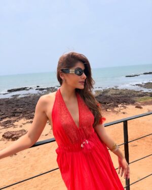 Jia Mustafa Instagram - Here’s a little round up⛱️

Also, can’t leave this here without mentioning a few places that I absolutely loved on this visit.. 

@slowtidegoa (great view & a lip smacking menu)
@comoaguagoa (loved the cocktails & stuffed myself with the paprika flavoured pasta) 
@avataara_resort_goa (clean, green, warm, perfectly located & all things needed for a comfortable stay) 
@artjunagoa always the best ambience (and the best coffee)