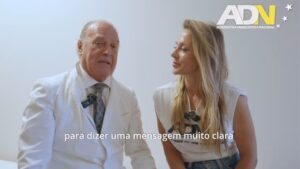 Joana Amaral Dias Instagram - Mais um apoio de peso para o ADN 😍 ! O @doutor_pintocoelho entende que é este o voto certo✅, considerando as nossas propostas únicas  para a Saúde dos Portugueses! 🏥🩺🩻
Depois de apoios importantes como o @canal_sergiotavares ou o @miguelmilhao, estamos a receber cada vez mais suporte e força! Muito obrigada a todos! 
Serei a deputada de todos os portugueses 🫡🇵🇹
📣Vamos, Portugal! 🇵🇹 
💪🏻Sem medos! 💚💛❤️

#votaemti #JoanaAdn #VotaADN  #JoanaComOPovo 
#joanadopovo 
#partidoadn #ElefanteNaSala  #SomosAlternativa #ADN #joanaamaraldias
#legislativas2025