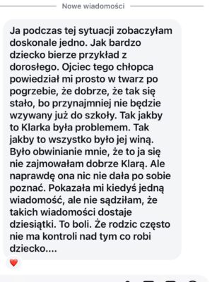 Joanna Koroniewska Instagram - Hejterze. Hejterko. Piszę Stop!🛑 
Mówię dość poniżaniu, atakowaniu, umniejszaniu. Jeśli nadal tego nie rozumiesz - zapraszam na dalsze klatki- przeczytaj dramatyczne historie rodziców, którzy STRACILI swoje dzieci właśnie przez nienawiść i przemoc! 
Słowo zabija. 
Śp. Martyna, Nela, Klara, Julia z Lubina i wiele innych dziewczynek i chłopców nie poradziło sobie z ostracyzmem. Mam dość teorii o nadwrażliwych dzieciach!! Mam dość czytania o tym, że to rodzice ofiar ponoszą winę! Dziecko w nastoletnim wieku potrzebuje rówieśników i to przynależność z nimi jest tutaj kluczowa. Dlatego nie zamierzam tolerować na tym profilu żadnych takich zachowań. A już tym bardziej po tak ważnej rozmowie z @kinga_szostko . 
Jeśli my dorośli pokazujemy dzieciom taką drogę one nie będą się zachowywały inaczej. 

Wszystkie rozmowy z rodzicami po stracie pokazują jedno- dzieci zazwyczaj nie komunikują ostatecznej decyzji!!! 
Co oznacza, że my rodzice musimy bardziej czujni niż kiedykolwiek. ❤️‍🩹😭I zacząć nierówną walkę. Z hejtem właśnie. 

Stop nienawiści. Stop przemocy. Jeśli pokazujesz zło światu musisz zdawać sobie sprawę z konsekwencji. ⛔️🙌
Skończyły się czasy blokowania ludzi, udawania , że nie ma problemu, uciekania od zła. Ono i tak nas dogoni. Jeśli nie w jednej szkole to w drugiej. Czas na konkretne działania! Czas na konkretne rozwiązania, ale przede wszystkim to czas na otwartą walkę. 
Nie możemy już niczego zamiatać pod dywan. 

Nie możemy też udawać, że świat w którym żyjemy zmieni się sam! To my musimy wziąć sprawy w swoje ręce i zacząć działać!!! 

Stop 🛑 Nas rodziców już nic nie zatrzyma! Jestem tego pewna! 🥺 
Z pamięcią o wszystkich, których nie udało się uratować!💔❤️‍🩹 
A Wy, rodzice dzieci po tak niewyobrażalnej tragedii, którzy z ogromnym bólem otwieracie się żeby przestrzec pozostałych - jesteście dla mnie najdzielniejszymi ludźmi na całym świecie! ❤️❤️‍🩹❤️‍🩹❤️‍🩹❤️‍🩹❤️‍🩹❤️‍🩹❤️‍🩹❤️‍🩹❤️‍🩹❤️‍🩹❤️‍🩹❤️‍🩹❤️‍🩹❤️‍🩹❤️‍🩹🥺