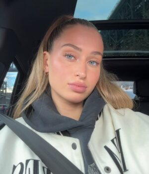 Jordyn Huitema Instagram - BTS