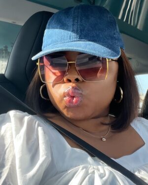 Juliana Olayode Instagram - What are the things desire in the month of May? May God give to you as you desire.

#Julianaolayode
#Godsfavoritebaby
#Godsbabygirlforlife
#Aprildump
#may
#happynewmonth
