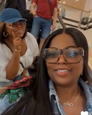Juliana Olayode Instagram - Unplugged and unwinding with my Habibti @funkejenifaakindele 🤣❤️

Pick your favorite slide.

#Julianaolayode
#holiday 
#vacation