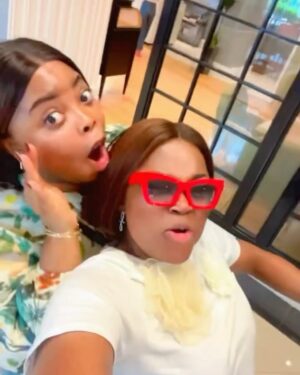 Juliana Olayode Instagram - Unplugged and unwinding with my Habibti @funkejenifaakindele 🤣❤️

Pick your favorite slide.

#Julianaolayode
#holiday 
#vacation