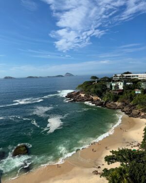 Julieta Ortega Instagram - Prazer em te conhecer, Rio.