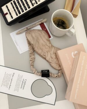 Julieta Ortega Instagram - Me vine a Chile tres días con nueva obrita para leer. A partir del 17 de abril nos vamos de gira por el país y más allá, con Sex, version teatral.

@diecramos @gloria_carra @nico__riera @josemariamuscari ✈️🩵

Este fin de semana largo te veo en Gorriti Art Center con funciones agregadas x carnaval 👄✨