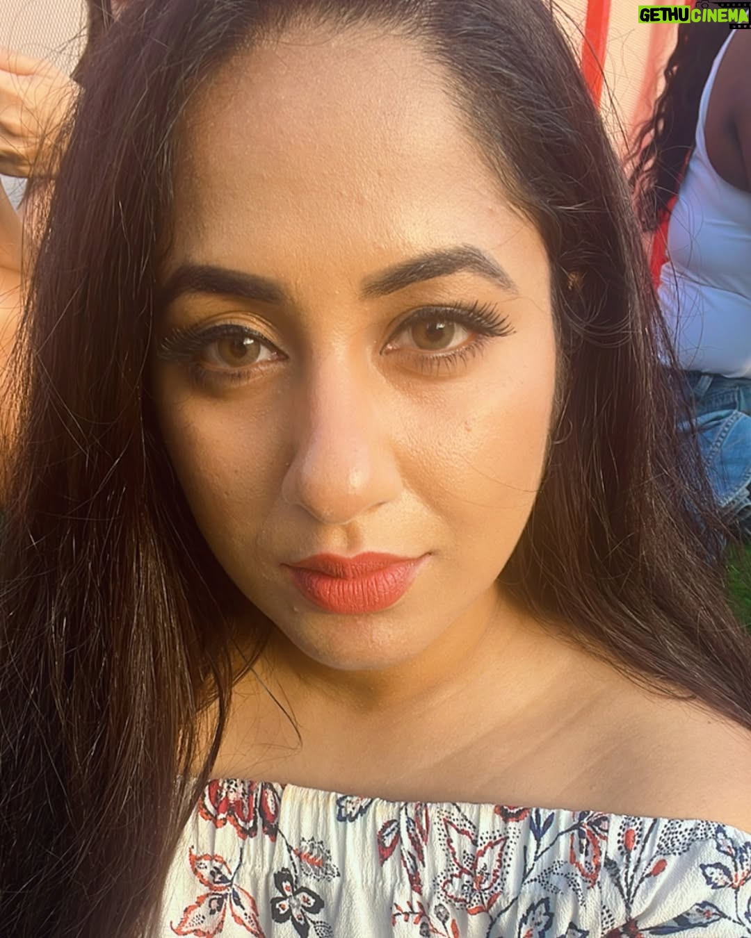 Jyothi Krishna - 1.5K Likes - Anytime Is Party Time 💃🏻
#jyothikrishna #actress #malayalamcinema #malayali #mallu #influencer #party #partytime #music #nashville #nashvillemusic #usa #countrymusic #music #musiclovers #summerinnashville