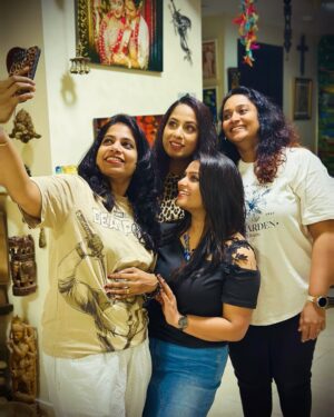 Jyothi Krishna Instagram - ✨✨