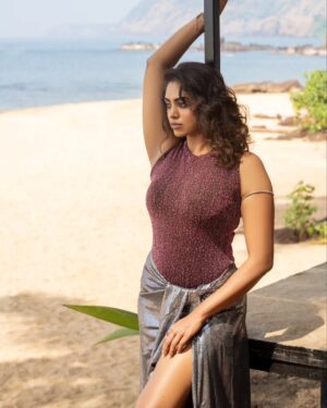 Kamakshi Bhaskarla Instagram - 🪻🏝🧿
.
.
.
.
.
.
.
.
.
.
.
.
#goa #india #photography #kamakshibhaskarla #12arailwaycolony #allarinaresh #naveenchandra #telugucinema