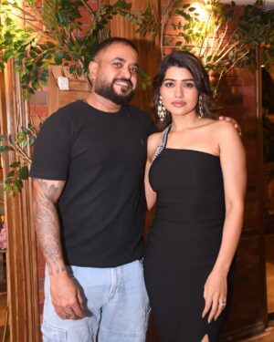 Kanak Pandey Instagram - Catch me where the wild things are—spoiler: it’s wherever I go…!
.
.
.
.
#birthdaygirl👑 #birthdaycake #birthdaycelebration #birthdaybash