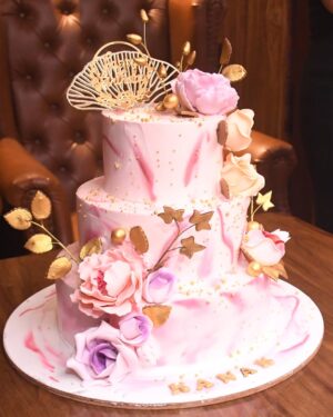 Kanak Pandey Instagram - Catch me where the wild things are—spoiler: it’s wherever I go…!
.
.
.
.
#birthdaygirl👑 #birthdaycake #birthdaycelebration #birthdaybash