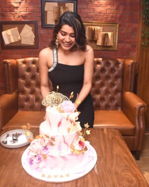 Kanak Pandey Instagram - Birthday night…!😍❤️