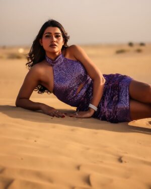 Kanak Pandey Instagram - Too hot for the freezer, too sweet to resist.🤪😂
.
.
.
.
#kanakpandey #love #dubai🇦🇪 #dessert #desert #selflove