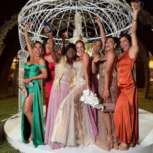 Karen Dejo Instagram - Matrimonio de Ale y Said💍✨felices por ustedes que viva el amor❤️con las de siempre 🫶