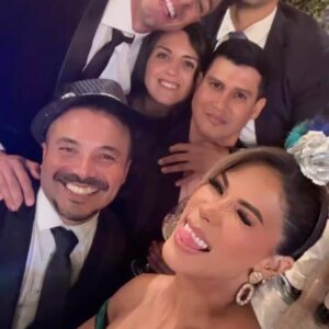 Karen Dejo Instagram - Matrimonio de Ale y Said💍✨felices por ustedes que viva el amor❤️con las de siempre 🫶
