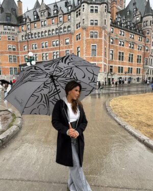 Karen Dejo Instagram - Quebec City - Château Frontenac - With my boys, I love them❤️