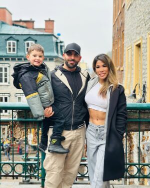 Karen Dejo Instagram - Quebec City - Château Frontenac - With my boys, I love them❤️