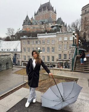 Karen Dejo Instagram - Quebec City - Château Frontenac - With my boys, I love them❤️