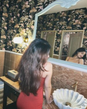 Kasak Singh Instagram - cherry red🍒💋⭐️

#explore #fyp #foryoupage #reddress