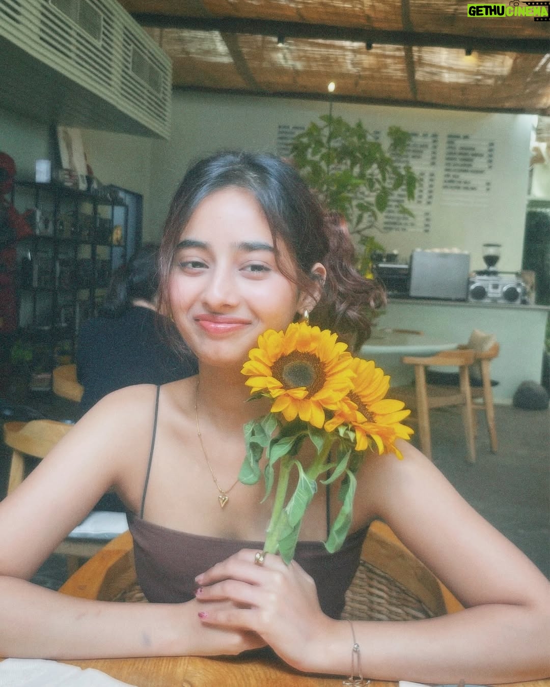 Kasak Singh - 6.6K Likes - im so in love with
#explore #fyp #littlebaby #flowers #cafe #explorepage✨