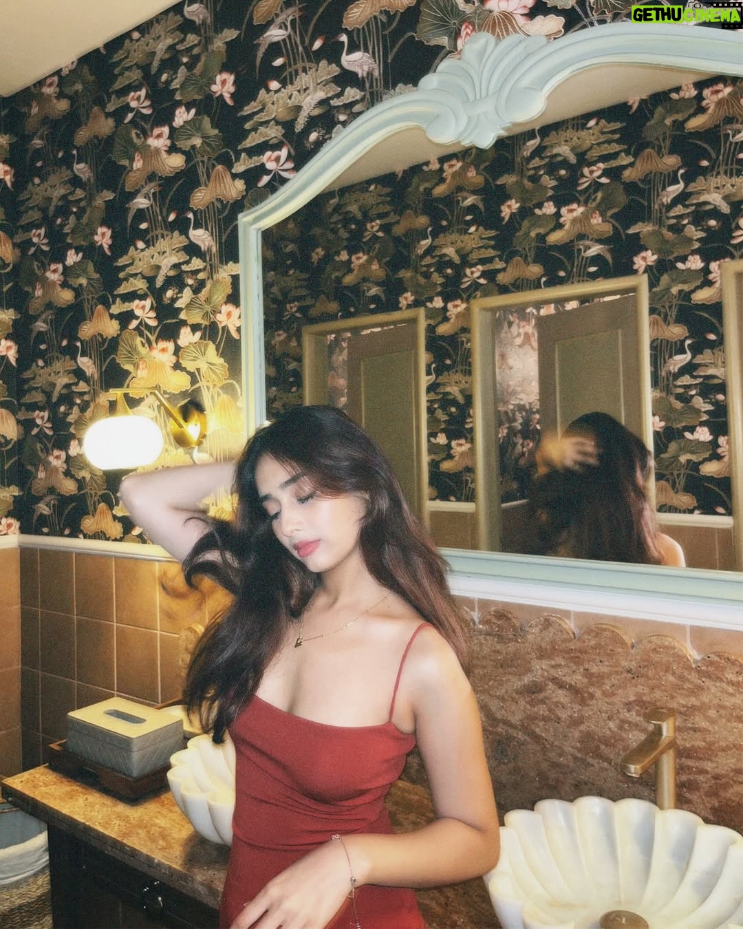 Kasak Singh - 5.8K Likes - cherry red🍒💋⭐️
#explore #fyp #foryoupage #reddress