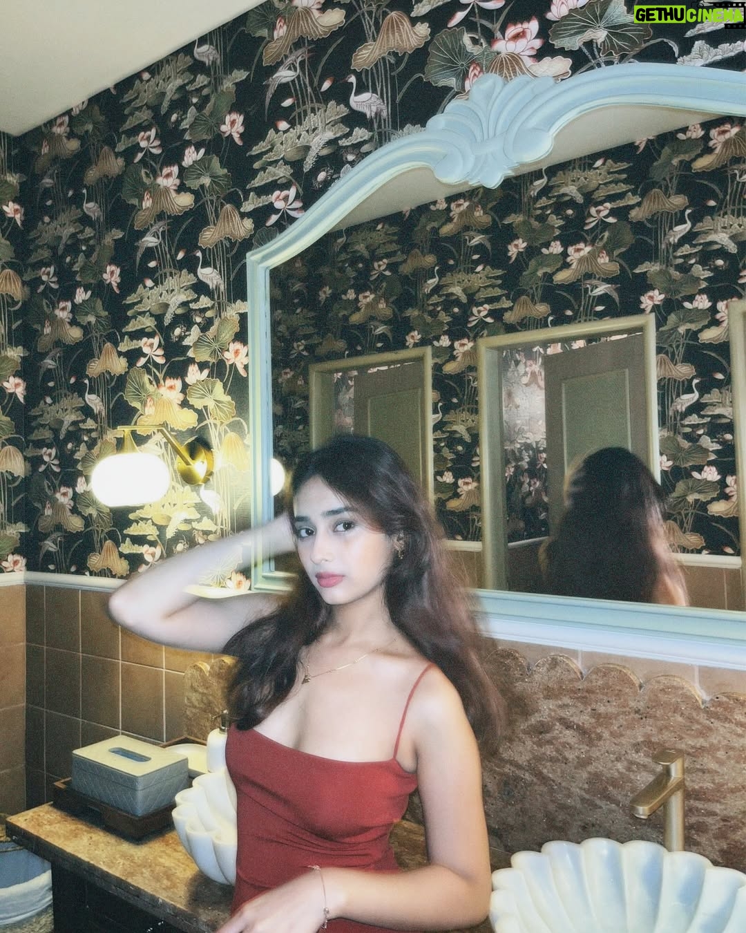 Kasak Singh - 5.8K Likes - cherry red🍒💋⭐️
#explore #fyp #foryoupage #reddress