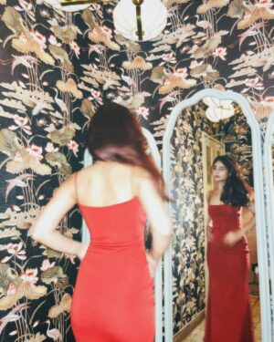 Kasak Singh Instagram - cherry red🍒💋⭐️

#explore #fyp #foryoupage #reddress